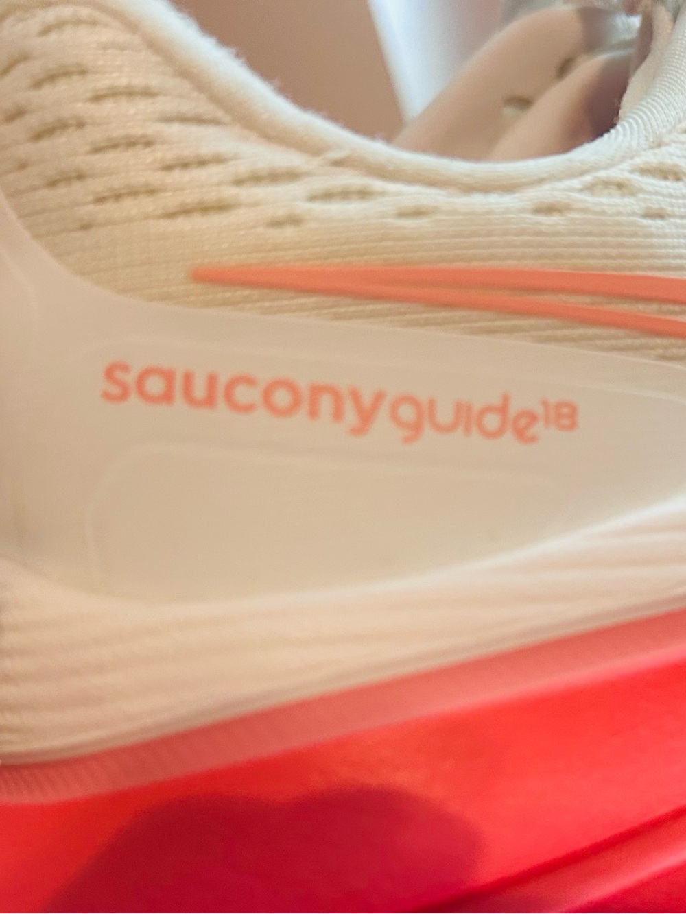Saucony Guide 18,Woman’s Sweaty Betty White/Pink Athletic Running Shoes, Size 11 - Picture 13 of 16